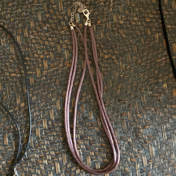 SET of FIVE Necklaces - Picture 6 of 7